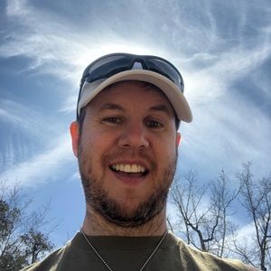 Meet your Posher, Adam